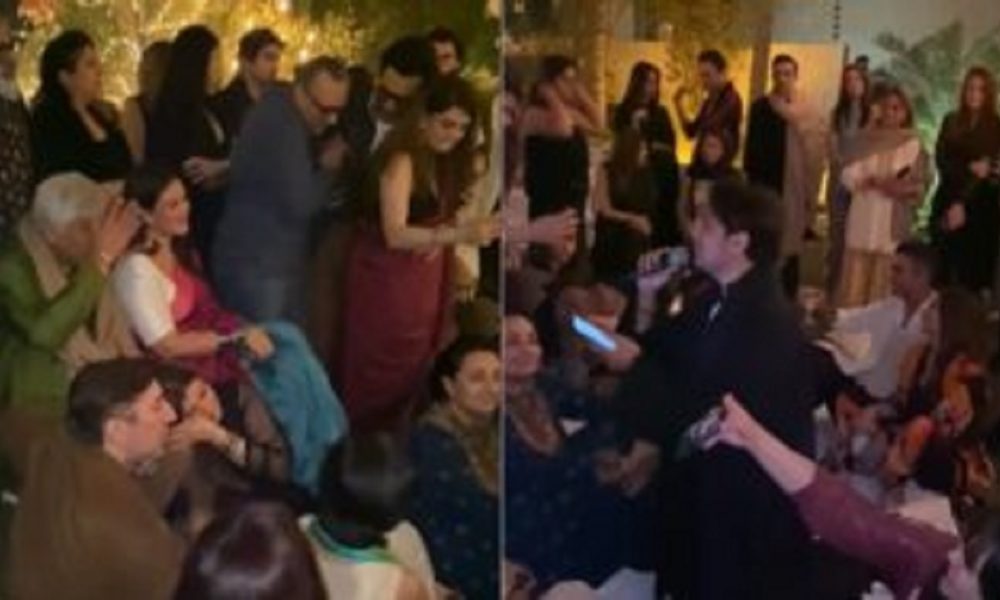 Javed Akhtar’s musical evening in Lahore with actor Ali Zafar is viral on internet (WATCH)