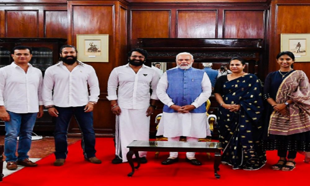 KGF’s Yash, Kantara’s Rishab Shetty & sportspersons meet PM Modi in Bengaluru, pics surface