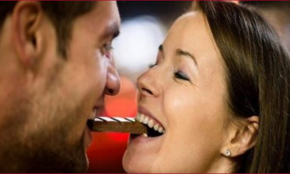 Chocolate Day 2023: 5 Health benefits of eating chocolates that you must know while gifting it to your love