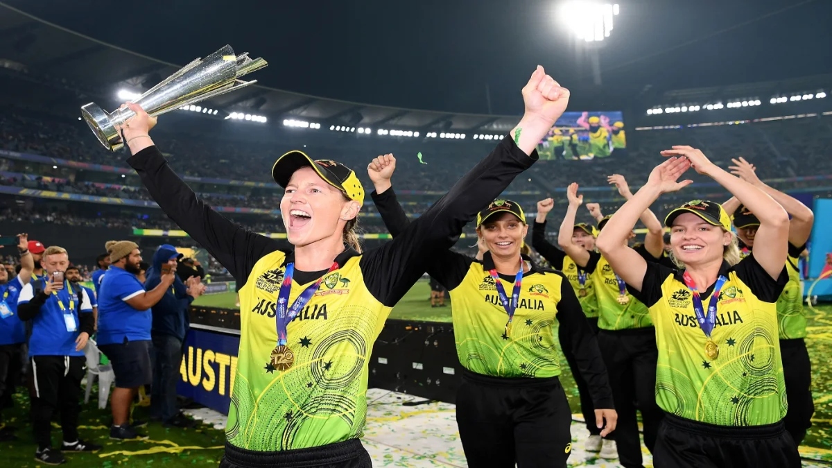 meg lanning with t20 wc