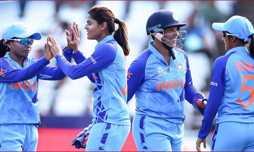 Ind vs Pak Women's T20 World Cup Indian Women beat Pakistan Women by 7