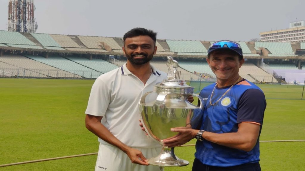 unadkat with ranji trophy