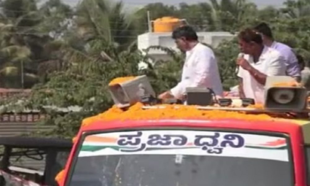 Cong leader Shivakumar seen showering Rs 500 currency notes in poll-bound Karnataka (VIDEO)