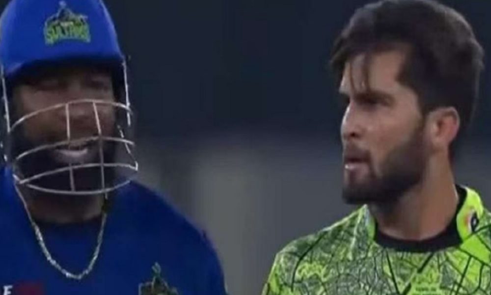 PSL: Pollard smashes 3 sixes in an over, Afridi loses cool; both engage in heated fight (VIDEO)