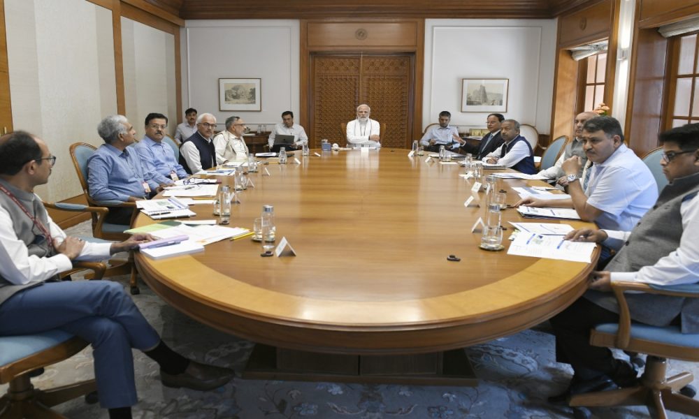 PM chairs high level meeting to review preparedness for hot weather in upcoming summer