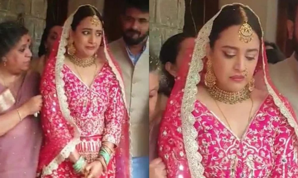 Swara Bhasker sobs during bidaai ceremony; “poignant moment” for her father