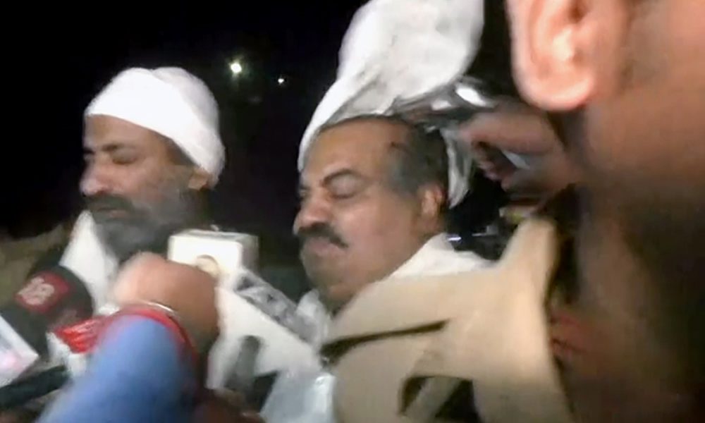 VIDEO: Moment when Mafia-turned-politician Atiq Ahmed’s brother Ashraf predicted death-“Do hafte ke andar…”