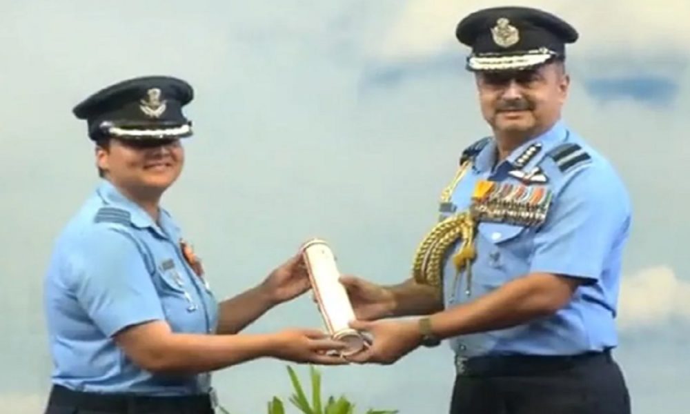 Who is Wing Commander Deepika Misra? 1st IAF officer honored with Gallantry award