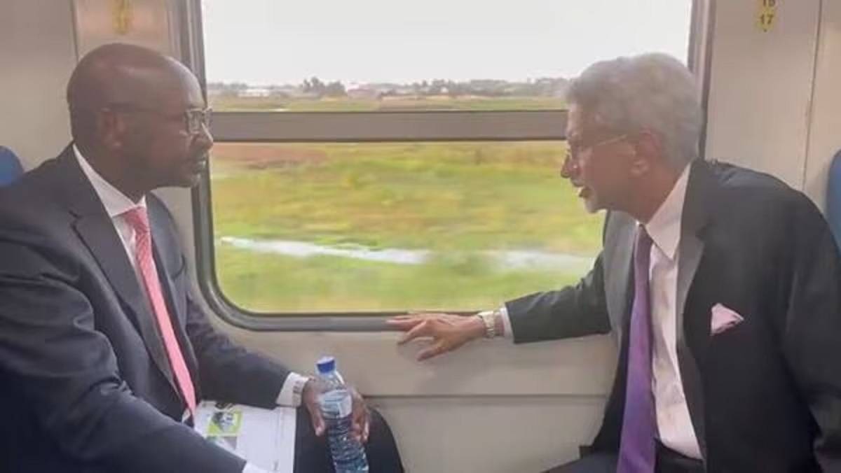 ‘Made in India’ trains go global: EAM Jaishankar shares experience about a ride in Mozambique (VIDEO)