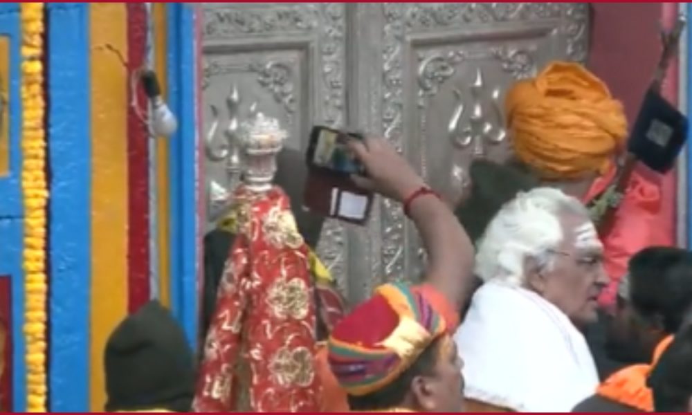 Doors of Kedarnath Dham open to pilgrims (VIDEO)