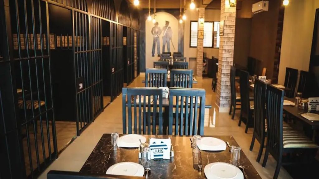 jail theme restaurant