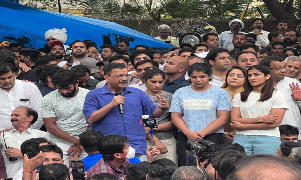 Wrestlers’ Protest: CM Arvind Kejriwal visits Jantar Mantar, extends support to wrestlers (WATCH)
