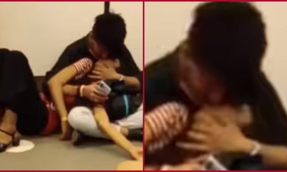 Video of boy kissing a girl inside Delhi metro goes Viral, Netizens say “Shameful…”