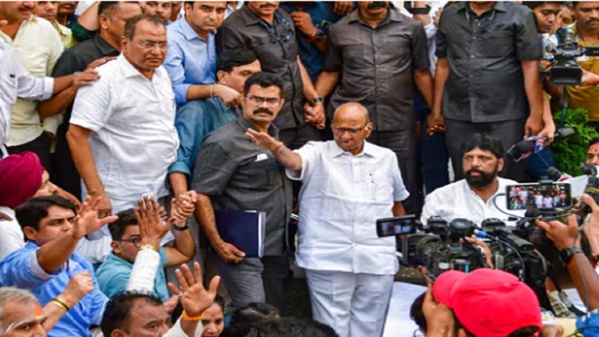Sharad Pawar meets agitating NCP workers, says ‘time for new generation to guide party’
