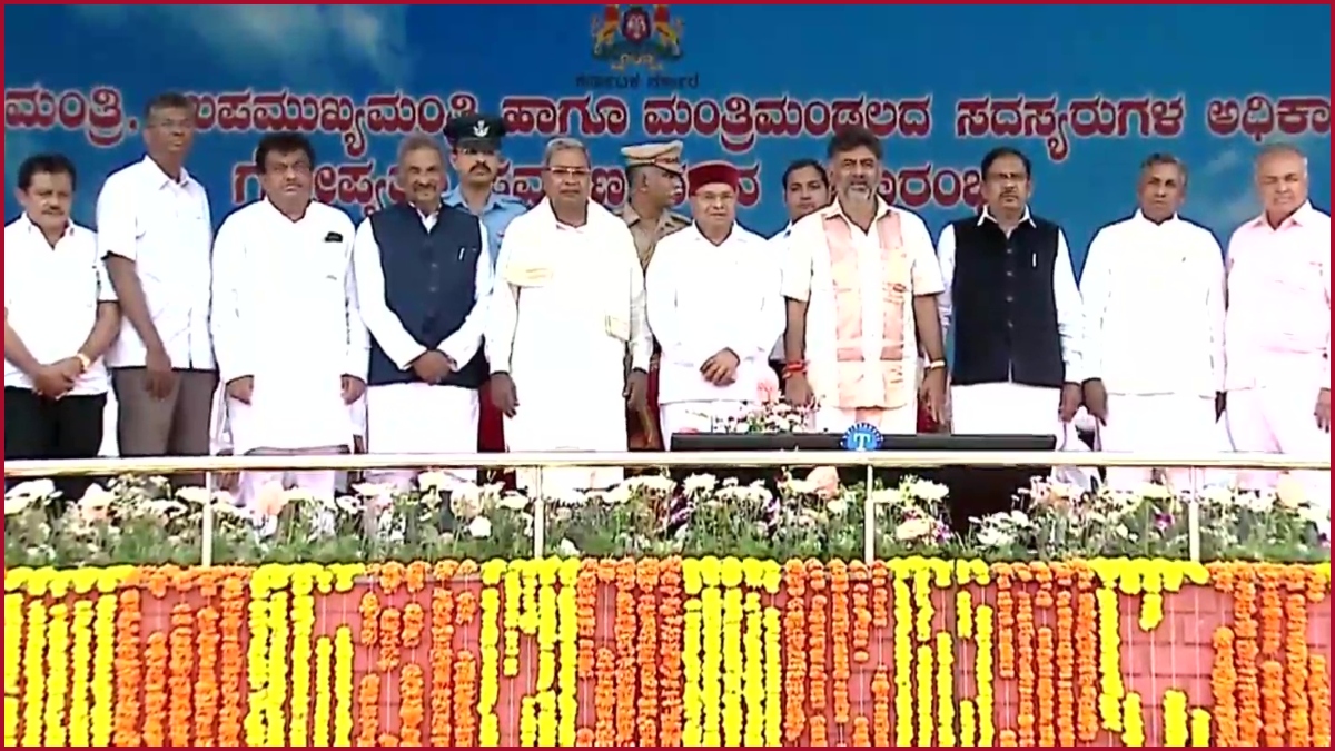 8 MLAs sworn in as Ministers in new Karnataka Cabinet