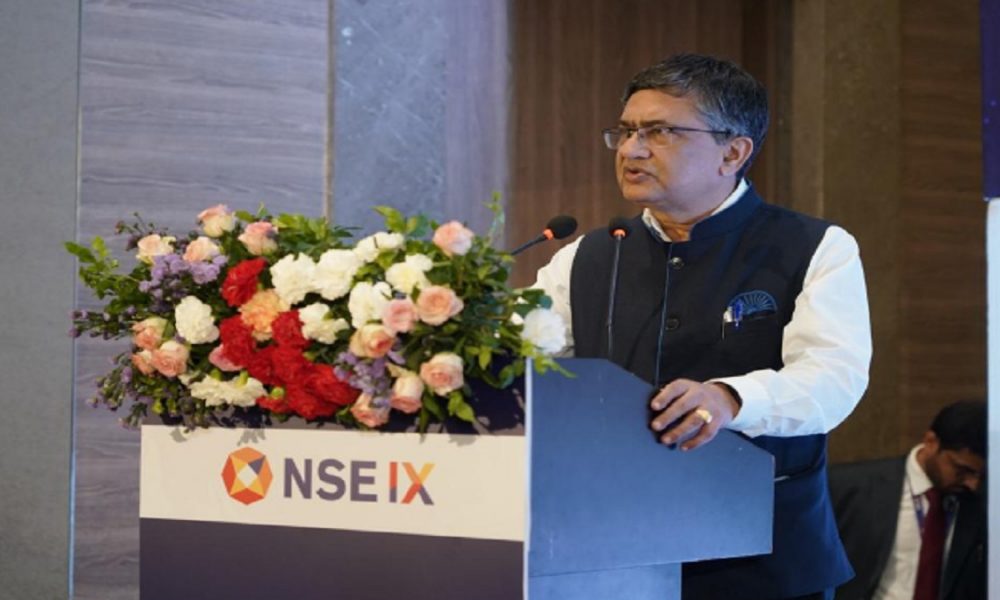 NSE cautions about fake videos of NSE MD and CEO Shri Ashishkumar Chauhan recommending stocks