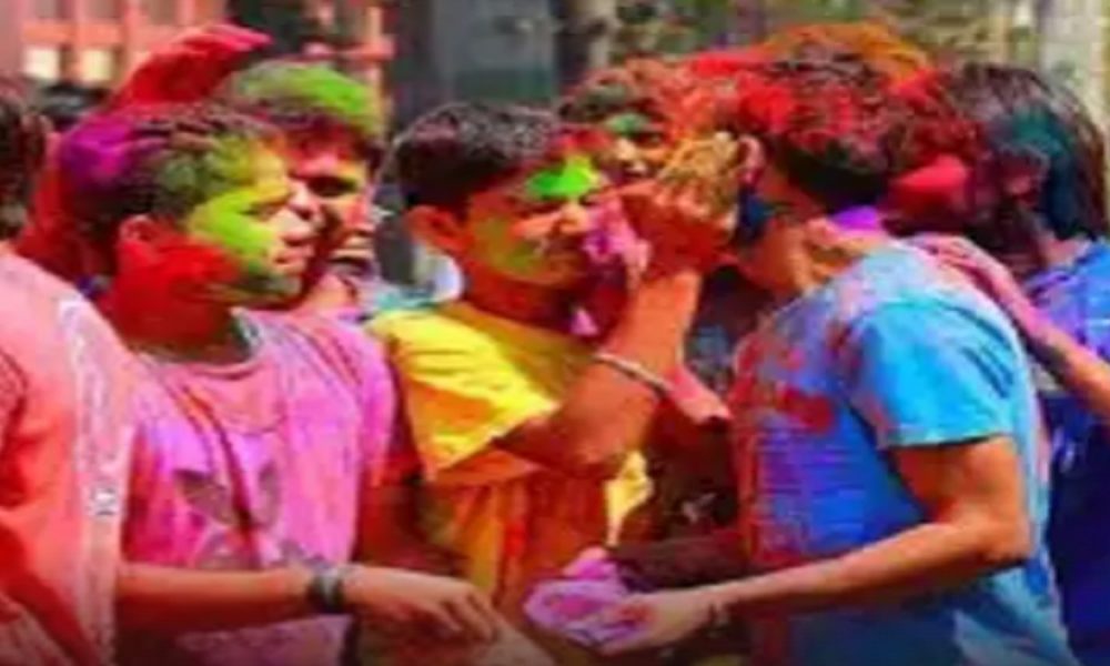 Pakistan bans Hindu festival Holi in educational campuses, days after VIDEO went viral