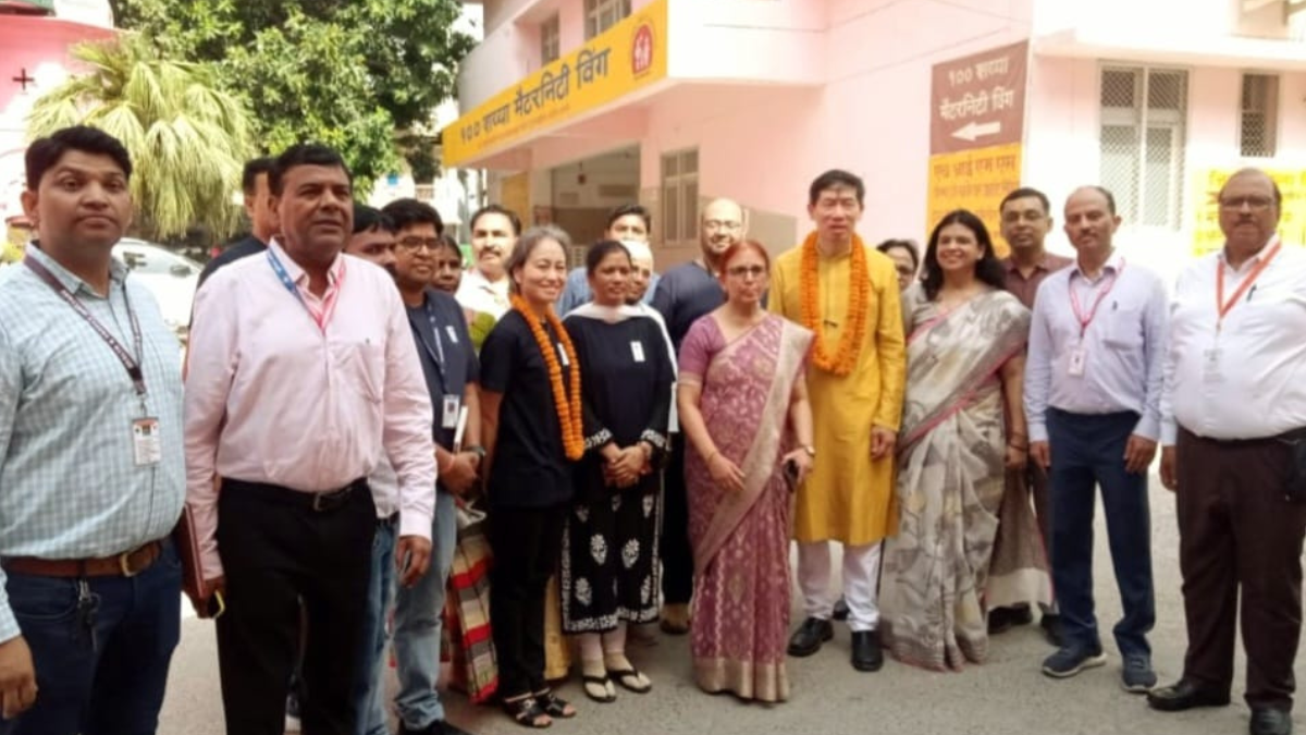 UN Assistant Secretary-General lauds the District Women’s Hospital of Varanasi