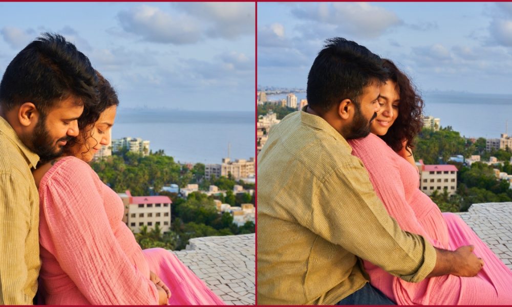 Swara Bhasker poses with hubby Fahad Ahmad, flaunts baby bump after four months of marriage (PICs)