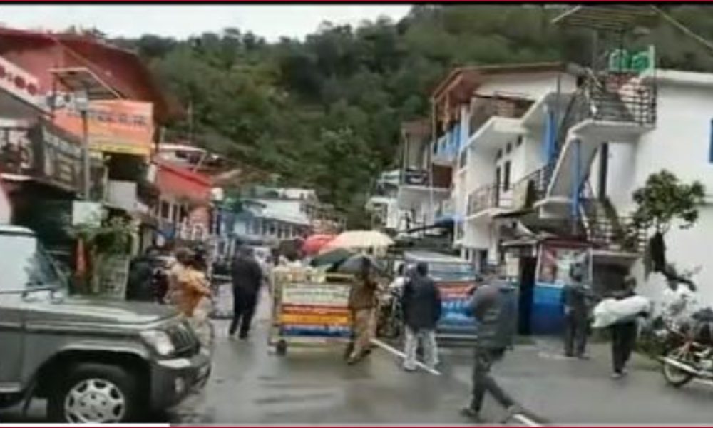 Uttarakhand: Kedarnath Dham Yatra stopped due to heavy rains