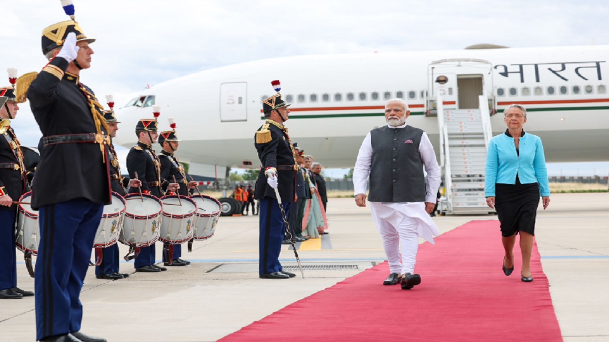 PM Modi arrives in France, welcomed by French PM Elisabeth Borne at Paris airport