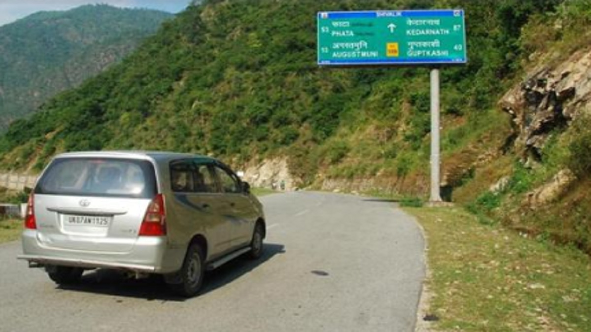 Uttarakhand: Yamunotri, Badrinath highways blocked due to falling debris