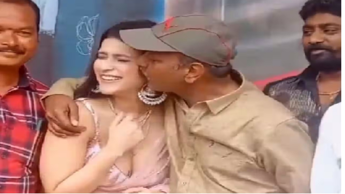 Priyanka Chopra’s cousin Mannara kissed at public event, film director faces netizens ire (VIDEO)