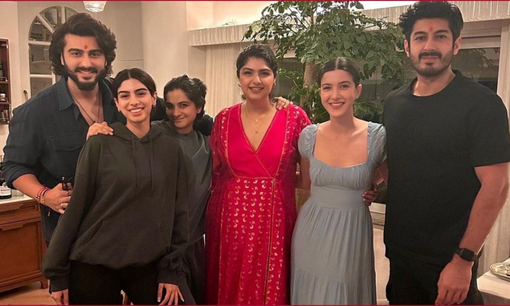 Raksha Bandhan 2023: Arjun Kapoor, Khushi Kapoor and Shanaya Kapoor reunites for the celebration