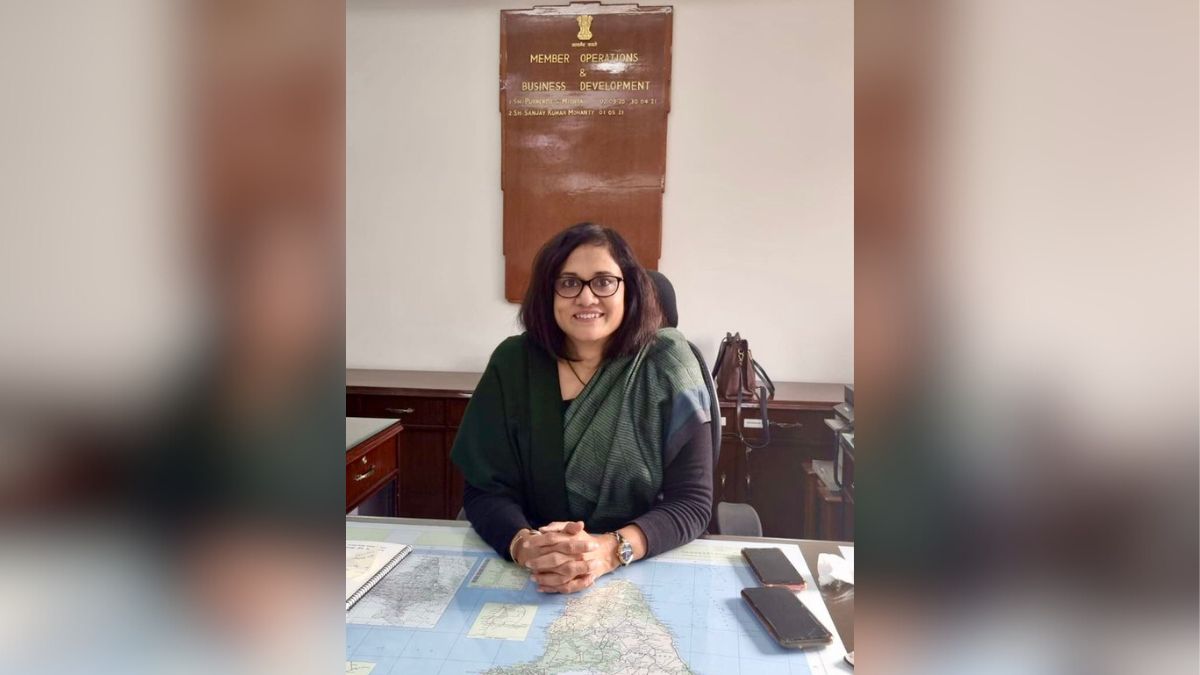 Jaya Verma Sinha becomes first female chairman, CEO of Indian Railways