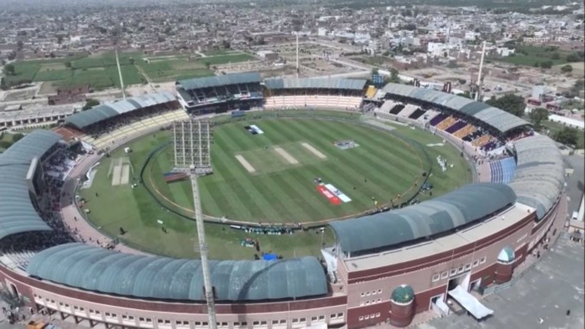 Asia Cup: Pak stadium remains ‘vacant’ in inaugural ODI match; netizens have a field day