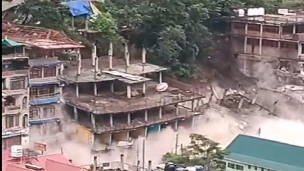 Kullu building collapse