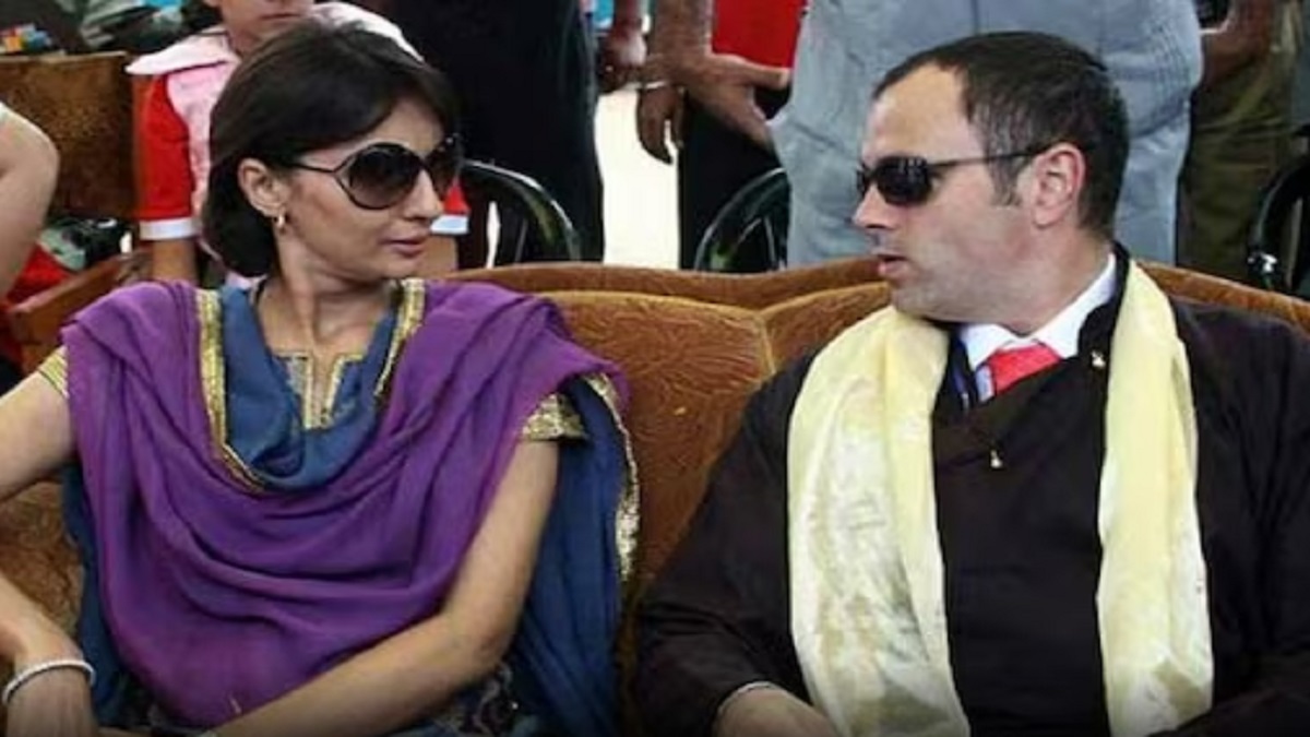 Omar Abdullah directed to pay Rs 1.5 lakh maintenance, instead of Rs 75,000, to estranged wife