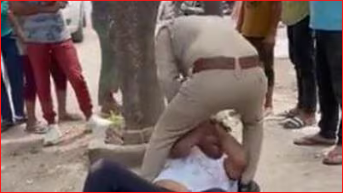 FIR lodged against Ghaziabad police officer for assaulting civilian on Independence Day