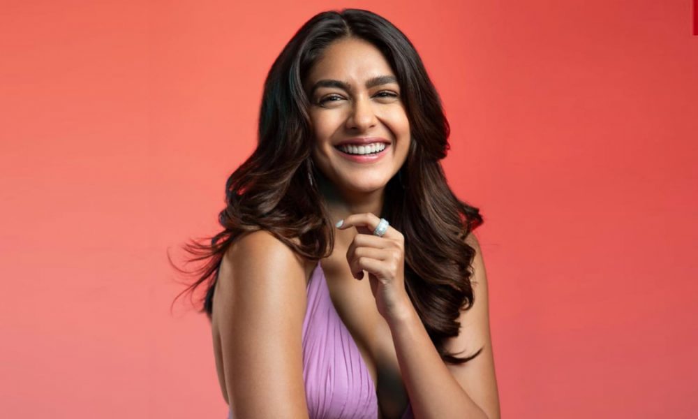 Celebrating Mrunal Thakur’s Birthday: Discover 6 lesser known facts about actress