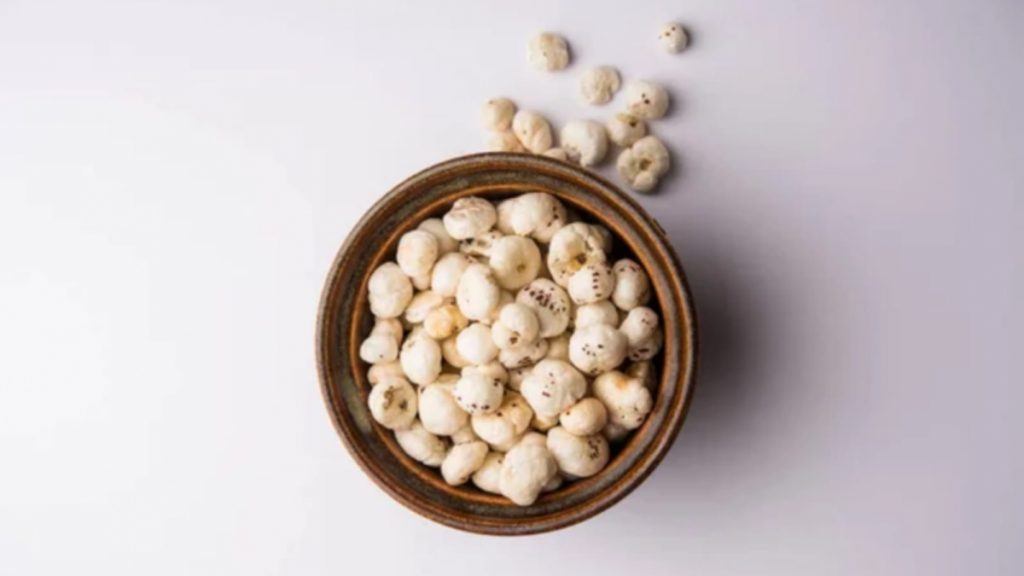 Makhana: Discover the Benefits of Fox Nuts for Shedding Pounds!
