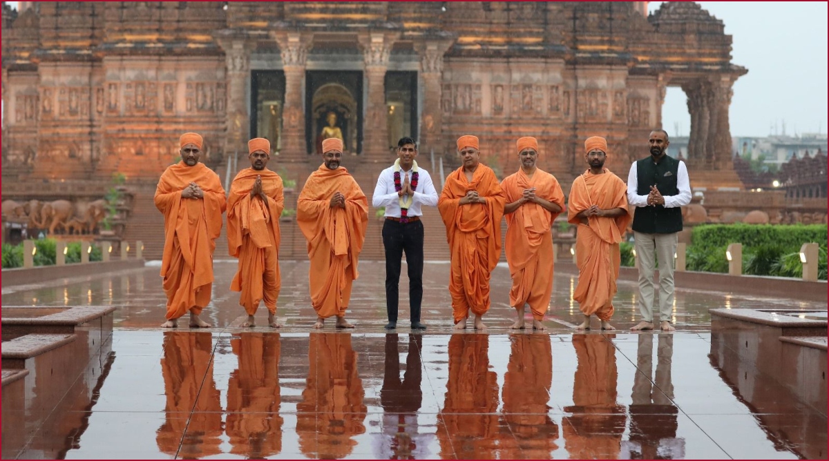 UK Prime Minister Rishi Sunak Visits BAPS Swaminarayan Akshardham Temple in Delhi