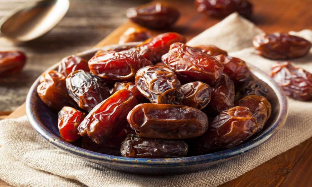5 Health Benefits of Eating Dates Early in The Morning