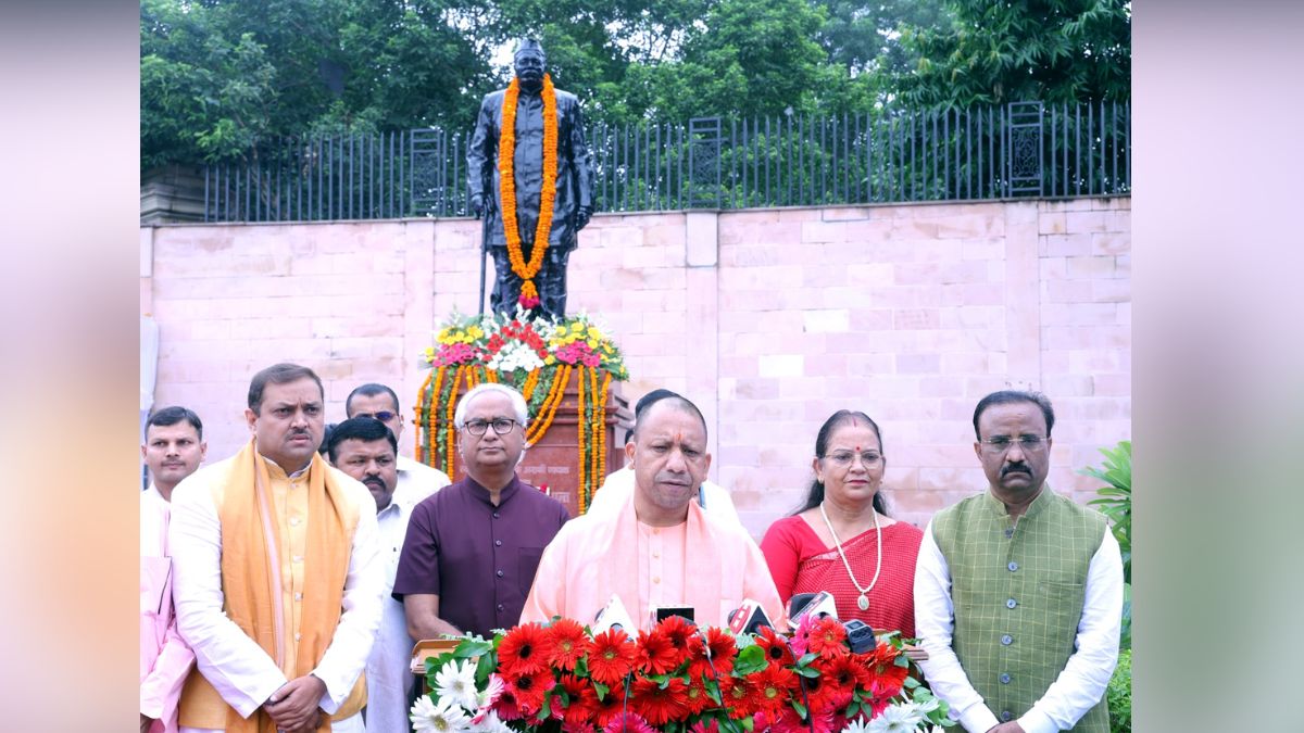 CM Yogi pays tribute to Pt. Govind Ballabh Pant on his 136th birth anniversary