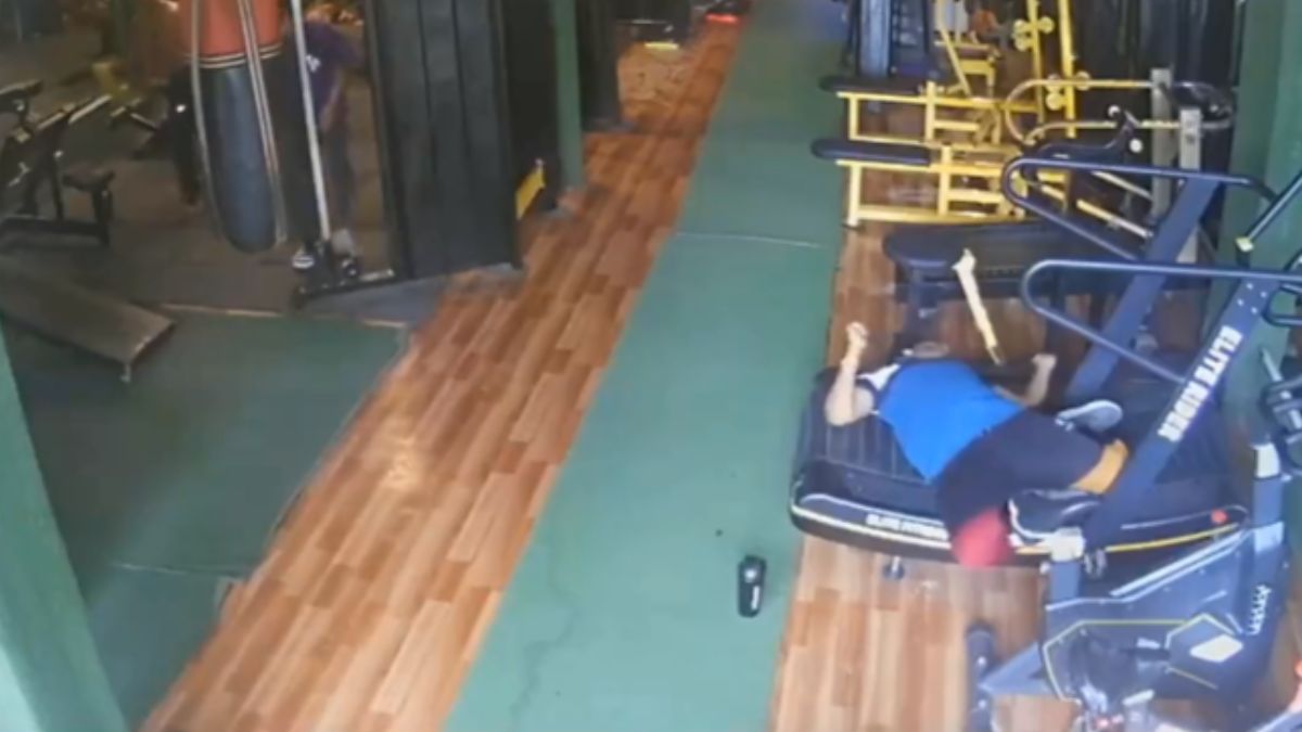 Video: Ghaziabad man suffers sudden heart attack while running on treadmill at gym, dies