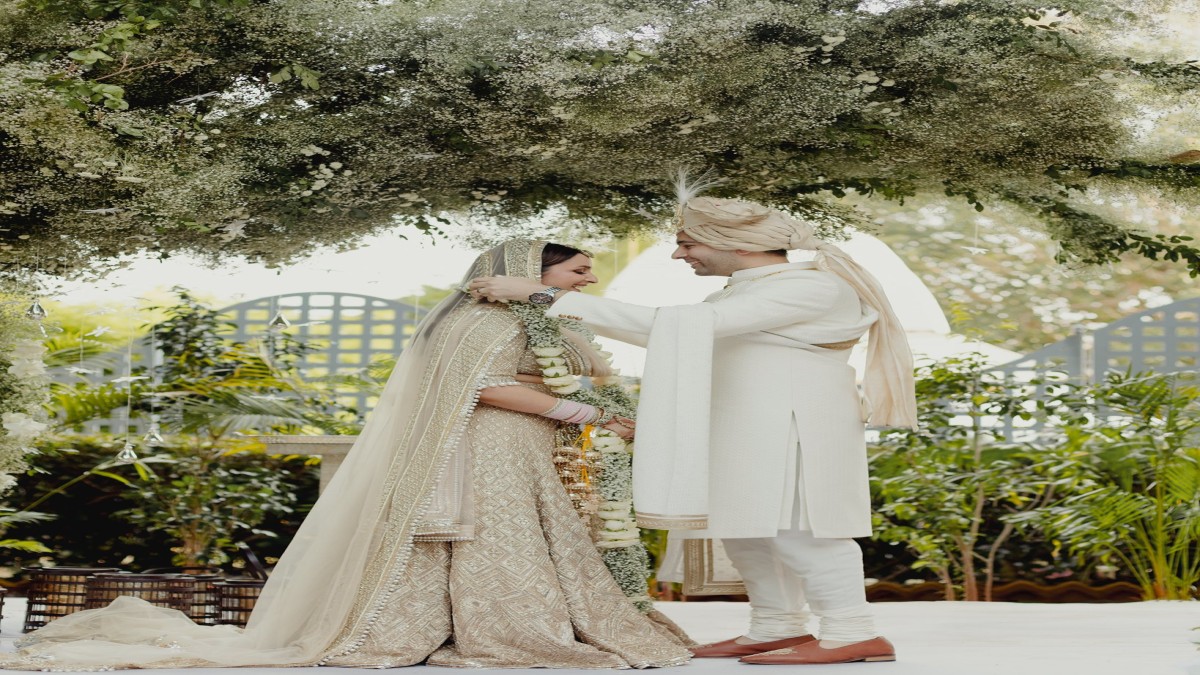 Parineeti-Raghav marriage: Couple shares 1st official pictures from wedding night