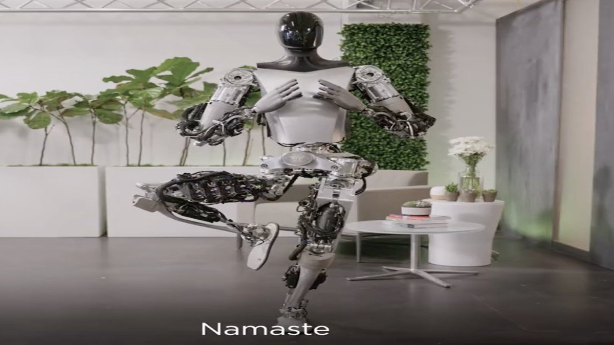 In Tesla’s VIDEO, a humanoid robot seen practicing Yoga, draws many eyeballs