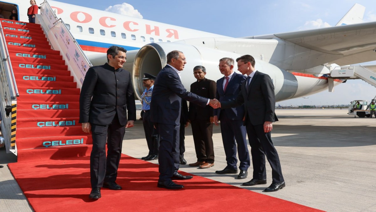 Russian Foreign Minister Sergey Lavrov arrives in New Delhi for G20 Summit