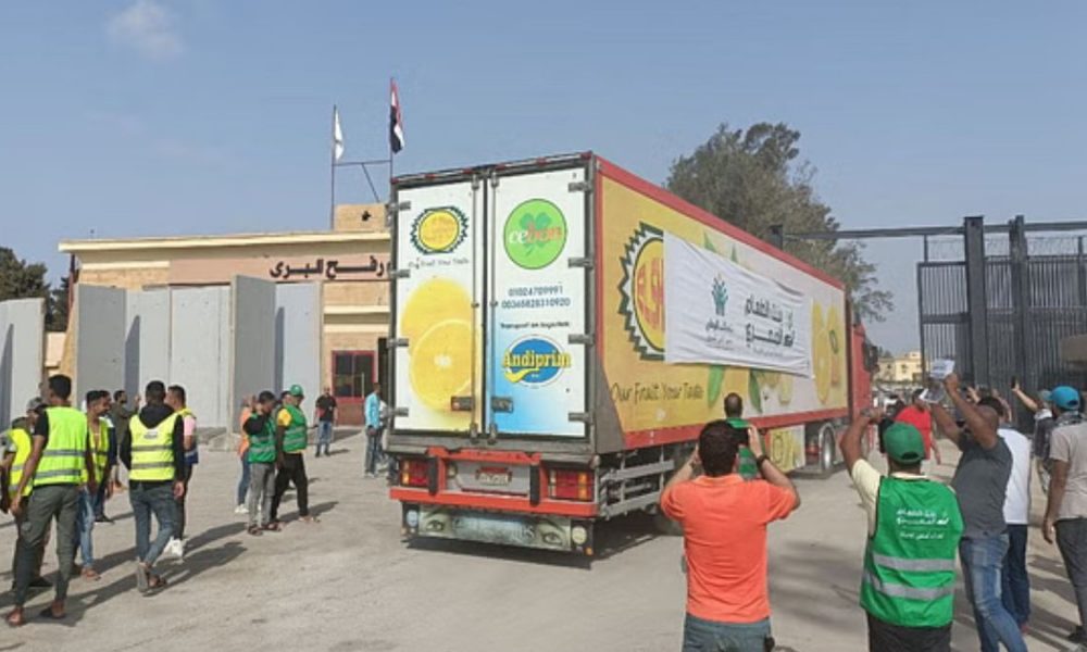 Israel-Hamas war: Third humanitarian aid convoy enters Gaza