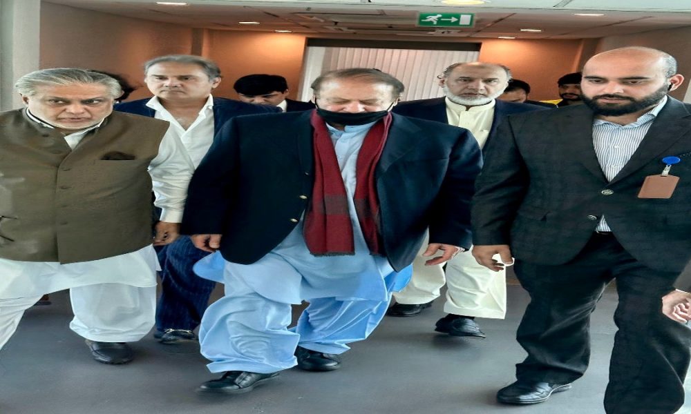 Former Pak PM Nawaz Sharif arrives in Islamabad after four year exile