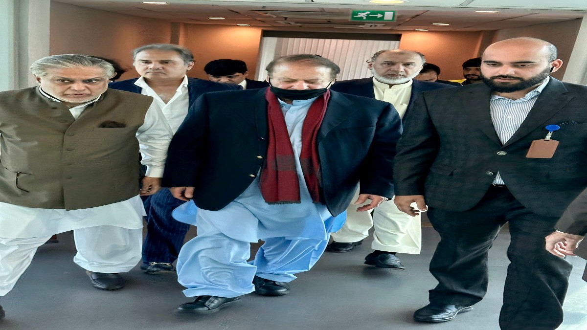 Former Pak PM Nawaz Sharif arrives in Islamabad after four year exile