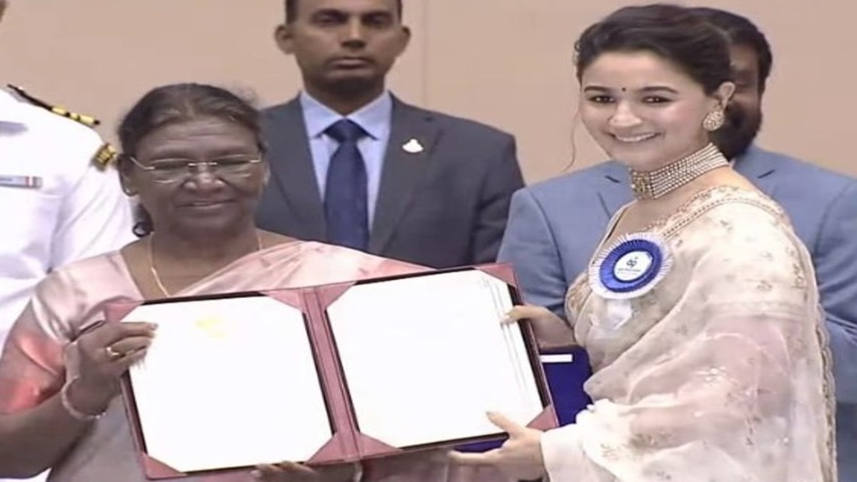 69th National Film Awards: Alia Bhatt receives Best Actress honour for ‘Gangubai Kathiawadi’
