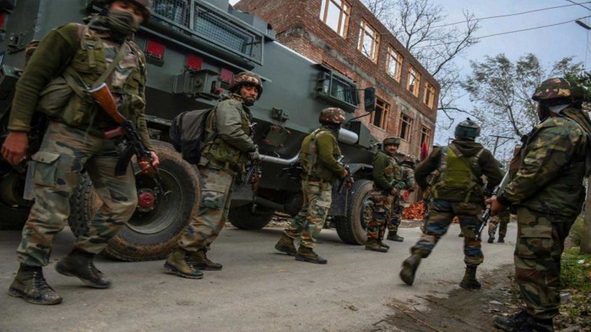 Two LeT terrorists killed in encounter with security forces in J-K’s Shopian