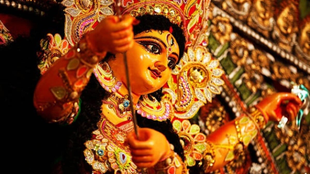 Shardiya Navratri 2023: Know the date, colours, history, and significance of these days