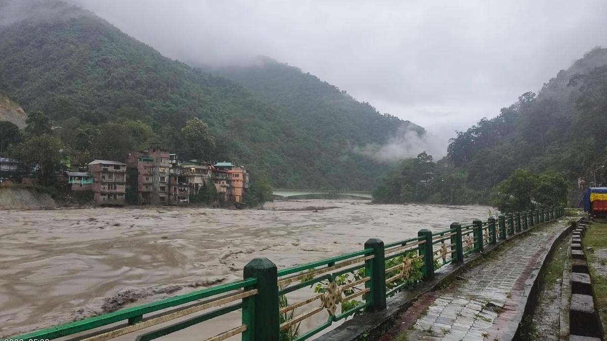 Sikkim: 23 Army jawans missing due to flash flood in Teesta River of Lachen Valley
