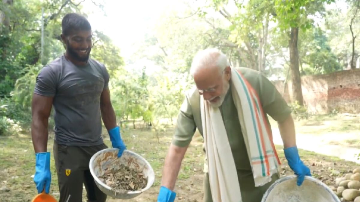 Blending cleanliness with fitness: PM Modi participates in Swachh Bharat campaign with Ankit who started 75-day challenge